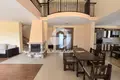 Casa 4 habitaciones 400 m² Medovo, Bulgaria