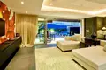 Haus 2 Schlafzimmer 275 m² Phuket, Thailand