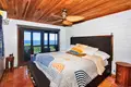 Дом 3 спальни 217 м² West Bay, Гондурас