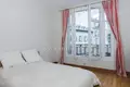 2 bedroom apartment 78 m² Paris, France