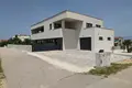 4-Schlafzimmer-Villa 300 m² Opcina Privlaka, Kroatien