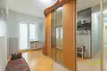 Mieszkanie 2 pokoi 71 m² Mińsk, Białoruś