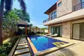 Villa de tres dormitorios 446 m² Phuket, Tailandia