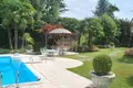 3-Zimmer-Villa 650 m² Moniga del Garda, Italien