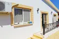 Bungalow de 3 dormitorios 130 m² Kazafani, Chipre