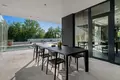 3 bedroom villa 682 m², All countries