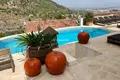 4-Schlafzimmer-Villa 283 m² Calp, Spanien