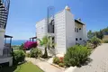 4-Schlafzimmer-Villa 220 m² Alanya, Türkei