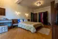 4 bedroom Villa 267 m² Tivat, Montenegro