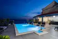 9 bedroom house 700 m² Grad Omis, Croatia