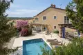 Villa de tres dormitorios 180 m² Porec, Croacia