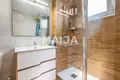 Mieszkanie 4 pokoi 110 m² Torrevieja, Hiszpania
