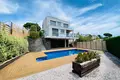 3 bedroom house 245 m² Tossa de Mar, Spain