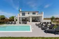 3 bedroom house 290 m² Brtonigla, Croatia