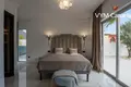 5-Schlafzimmer-Villa 350 m² Adeje, Spanien