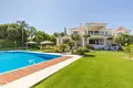 Вилла 11 спален 965 м² Estepona, Испания