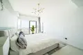 Mieszkanie 2 pokoi 1 297 m² Dubaj, Emiraty Arabskie