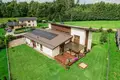 Haus 5 zimmer 242 m² Bezirk Neuermühlen, Lettland