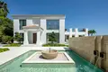 6 bedroom villa 600 m² Marbella, Spain