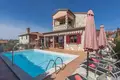 Villa de tres dormitorios 200 m² Porec, Croacia