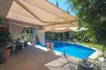 villa de 5 dormitorios 600 m² Marbella, España