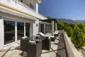 4 bedroom apartment 253 m² Marbella, Spain