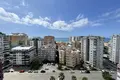 3 bedroom apartment 200 m² Mahmutlar, Turkey