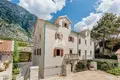 Haus 7 Schlafzimmer  Kotor, Montenegro