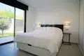 Villa de tres dormitorios 100 m², Todos los paises