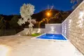 3 bedroom villa 240 m² Budva, Montenegro