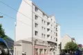 Propiedad comercial 3 habitaciones 102 m² en Riga, Letonia