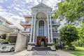 5 bedroom villa 1 m² Sangkat Chbar Ampov Ti Muoy, Cambodia