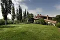 Nieruchomości inwestycyjne 1 000 m² Greve in Chianti, Włochy