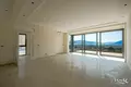 Villa de 4 dormitorios 403 m² Tivat, Montenegro