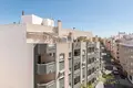 Mieszkanie 2 pokoi 52 m² Torrevieja, Hiszpania