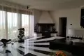 3-Schlafzimmer-Villa 500 m² Becici, Montenegro