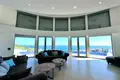 Villa de 4 dormitorios 740 m² Budva, Montenegro