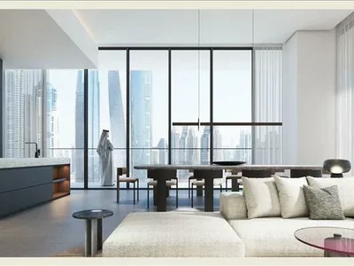 Complexe résidentiel New W Residences with a swimming pool, a spa center and a direct access to the yacht club, Dubai Harbour, Dubai, UAE