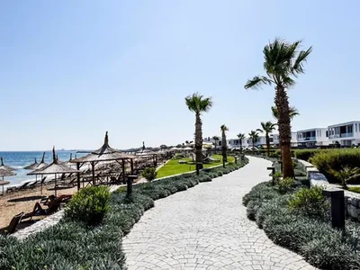 Residential complex Furnished studio in the Four Seasons Life complex on the seafront.
