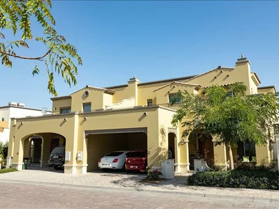 Complejo residencial Mushrif Village — gated residence by Select Group with swimming pools, gardens and a club in Mirdif, Dubai