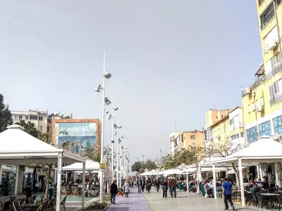 Barrio residencial A ne pas manquer au centre avec terrasse bon emplacement dans un immeuble neuf neuf