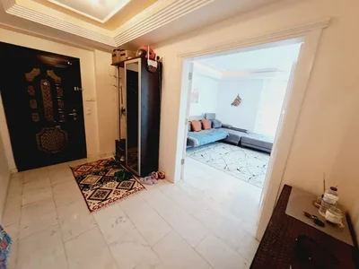 Zespół mieszkaniowy Furnished apartment with 2+1 50 meters from the sea in the complex Kurt Safir Vip