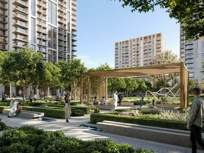 Complejo residencial New high-rise residence Valo with a swimming pool and a garden, Dubai Creek Harbour, Dubai, UAE