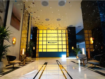 Complexe résidentiel Hotel rooms at Wyndham Residences Batumi.