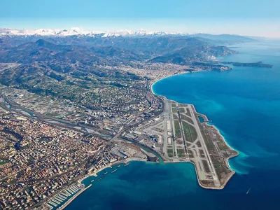 Zespół mieszkaniowy First-class apartments with sea and city views in a new residential complex, Nice, Cote d'Azur, France