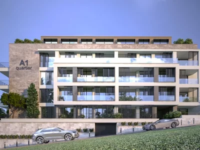 Three-bedroom apartment with a sea view in the new complex