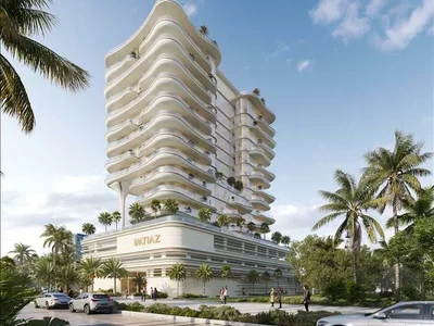 Complexe résidentiel New Beach Walk Residence with swimming pools and gardens 5 minutes away from the beach, Dubai Islands, Dubai, UAE