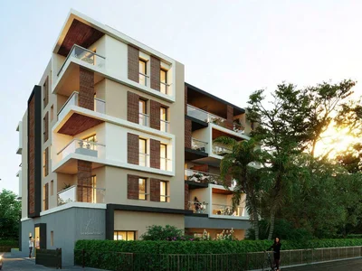 Zespół mieszkaniowy New sea view apartments in Juan les Pins, Antibes, Cote d'Azur, France