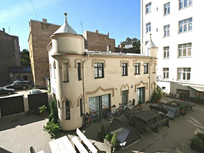 Immeuble Čaka iela 83/85