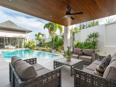 Complexe résidentiel Guarded complex of villas with swimming pool close to Bang Tao Beach, Phuket, Thailand